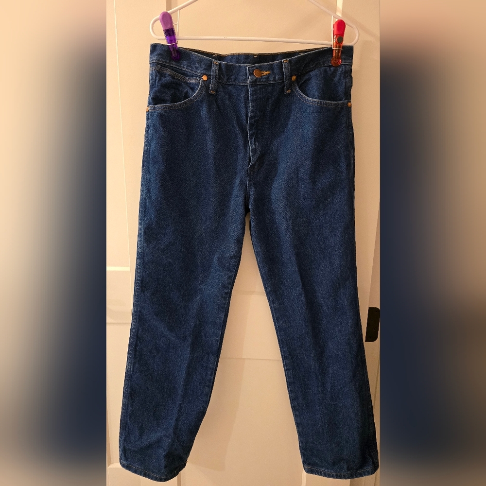 Wrangler Men's Classic Blue Straight Jeans 34W